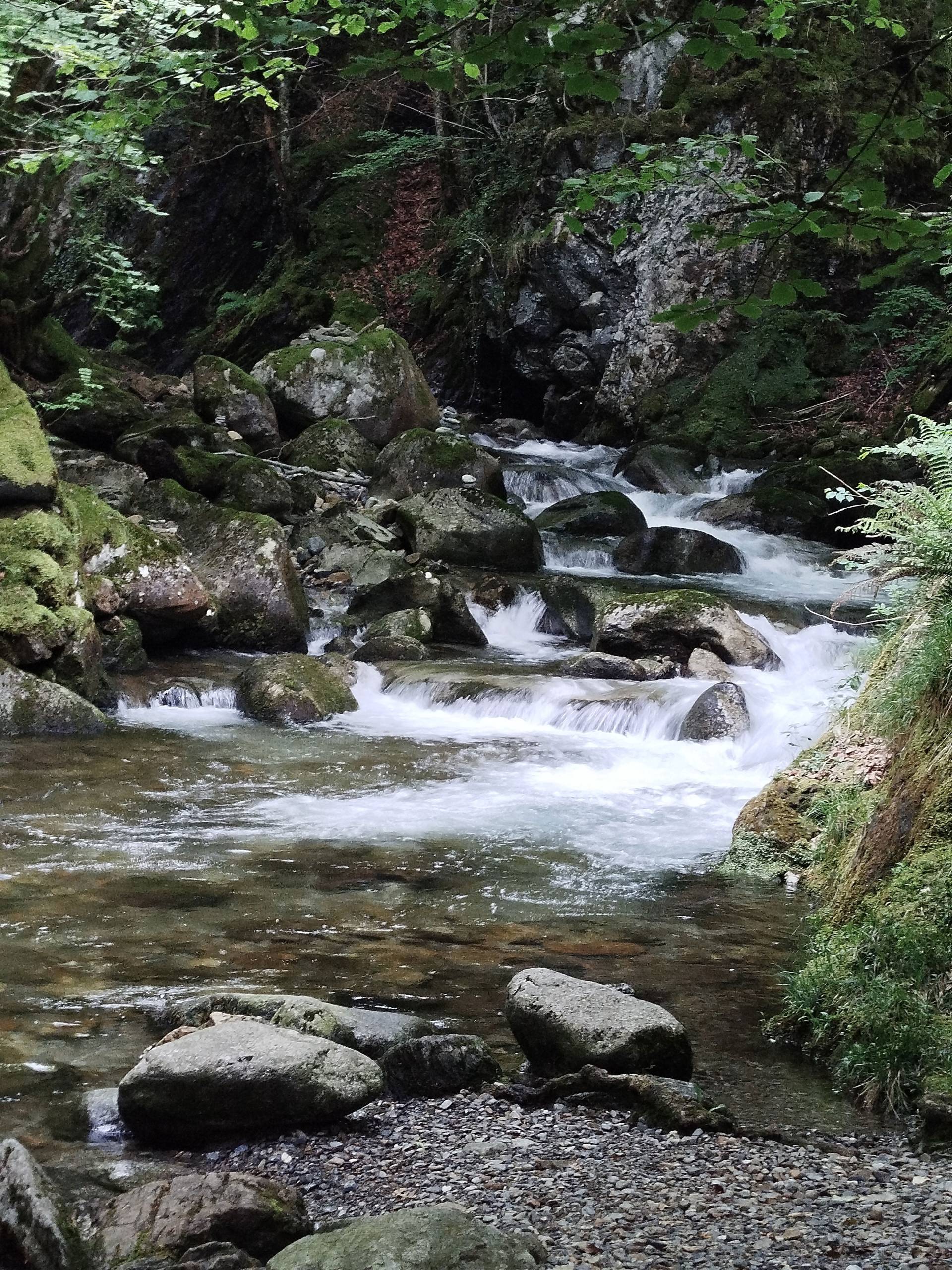 Cascades d'Ars et étang de Guzet