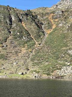 Étang de Comte - Sources Sulfureuses – Mérens-les-Vals