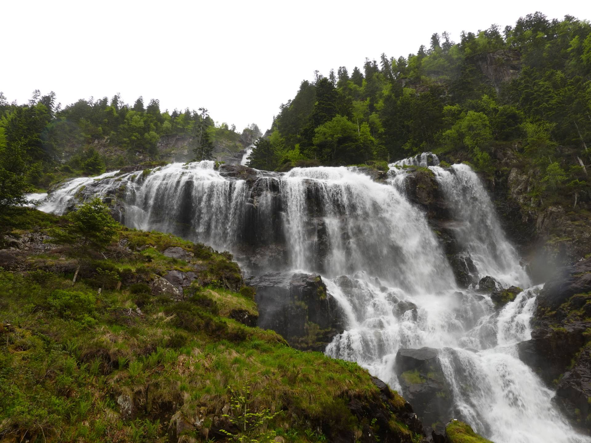Cascades d'Ars et étang de Guzet