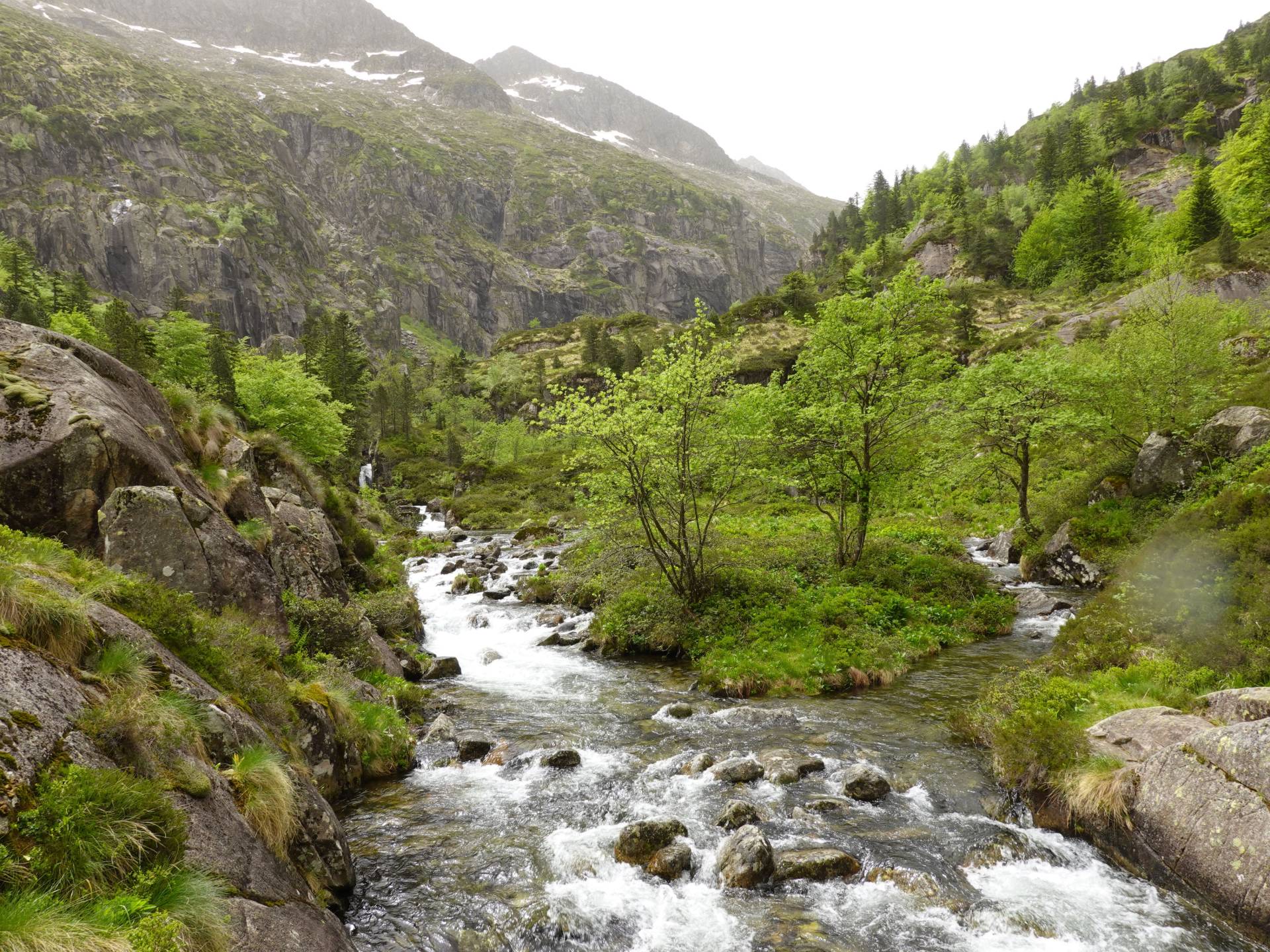 Cascades d'Ars et étang de Guzet